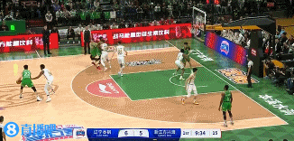 很可惜!李晓旭掩护犯规在先 张镇麟后扔进三分无效!
